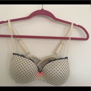 Victoria’s Secret bra